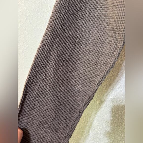 Parachute Home Men’s Waffle Lounge Set Top Only Gray/Brown S - Picture 4 of 5